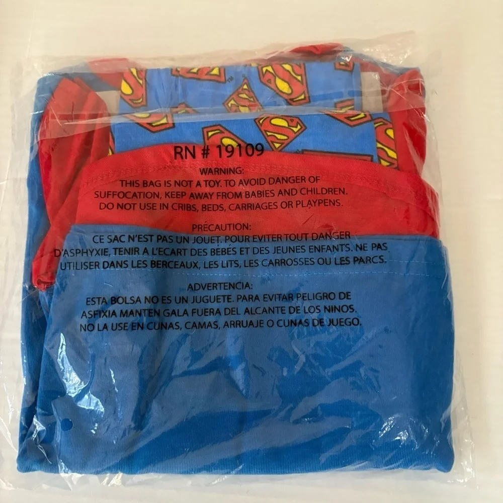 NWT…..SUPERMAN Toddler (2T) Pajama Set
